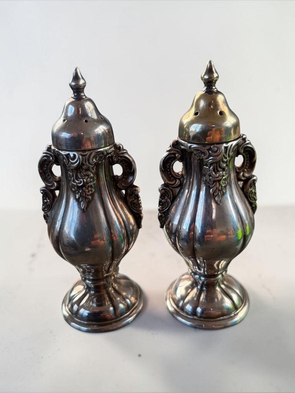 WALLACE BAROQUE Ornate Silver Decorative Salt and Pepper Shaker